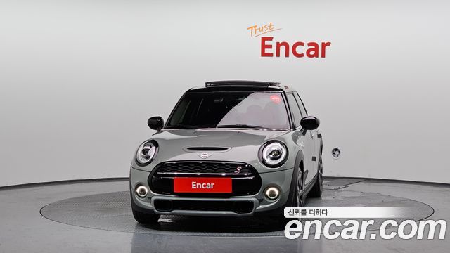 Mini Cooper 5Door HIGH 3rd — пробег 78 032 км — фото 3 из 5