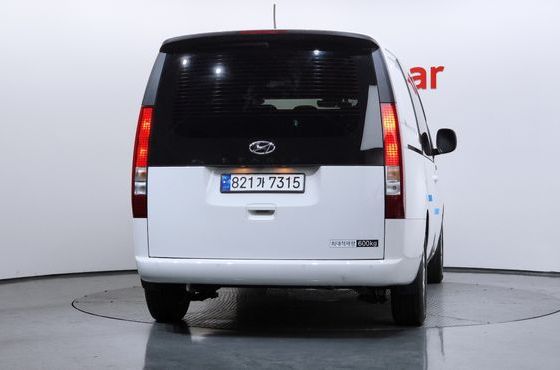 Hyundai Staria Cargo 5-Seater Smart — пробег 73 981 км — фото 4 из 5