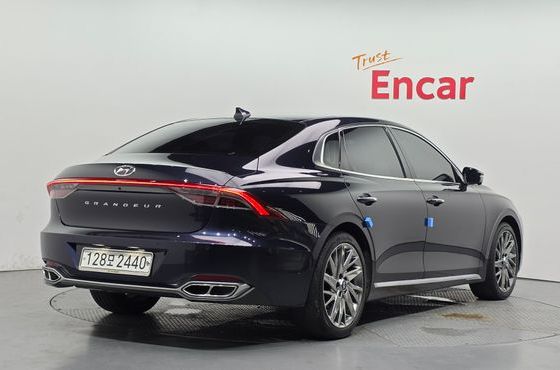 Hyundai Grandeur 2.5 Calligraphy — пробег 67 164 км — фото 2 из 5