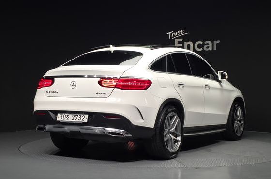 Mercedes-Benz GLE-Class GLE350 d 4MATIC Coupe — пробег 96 325 км — фото 2 из 5
