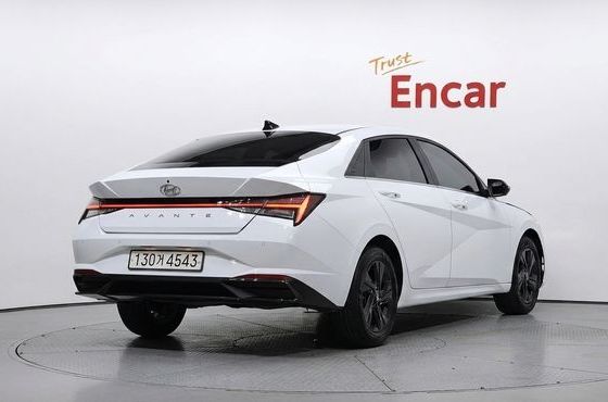 Hyundai AVANTE 1.6 Inspiration — пробег 88 081 км — фото 2 из 5