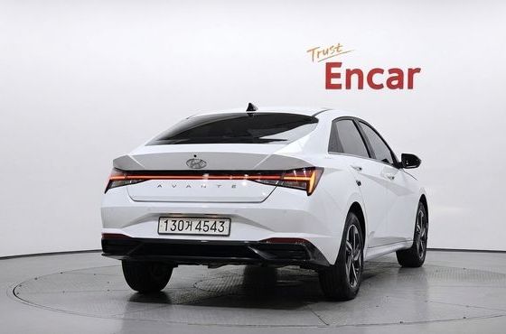 Hyundai AVANTE 1.6 Inspiration — пробег 88 081 км — фото 4 из 5