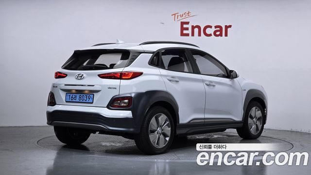 Hyundai Kona из Кореи Encar