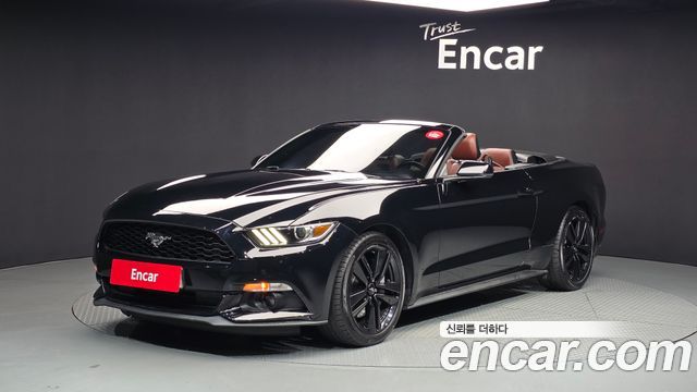 Ford Mustang Convertible — пробег 147 768 км — фото 1 из 5