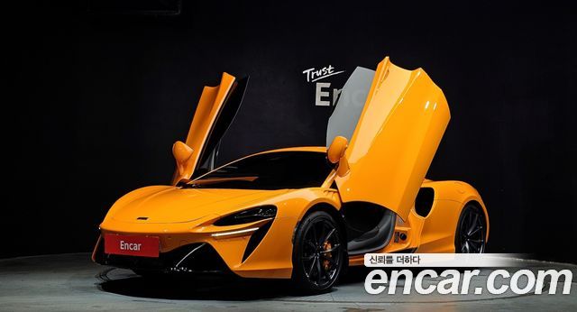 Mclaren Artura 3.0 Coupe — пробег 8 759 км — фото 1 из 5