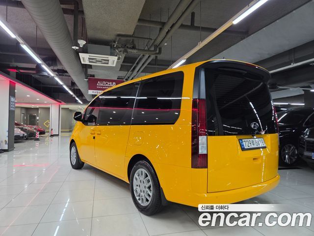 Hyundai Staria из Кореи Encar