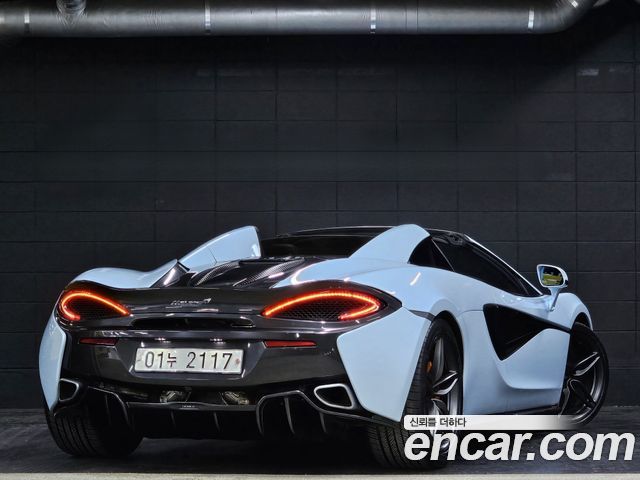 Mclaren 570S 3.8 Spider — пробег 22 000 км — фото 4 из 5