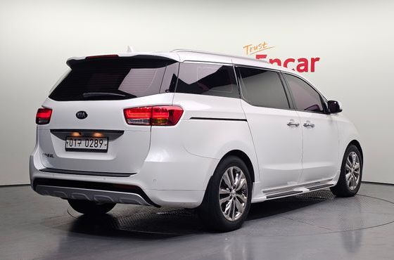 Kia Carnival 9-seater Noblesse — пробег 154 511 км — фото 2 из 5