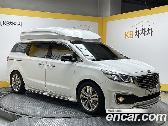 Kia Carnival 9-seater Limousine(Special vehicle) — пробег 143 246 км — фото 1 из 5