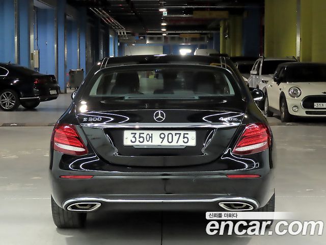 Mercedes-Benz E-Class E300 4MATIC Avnatgarde — пробег 107 139 км — фото 3 из 5