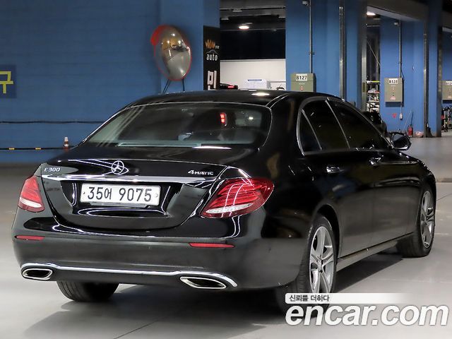 Mercedes-Benz E-Class E300 4MATIC Avnatgarde — пробег 107 139 км — фото 4 из 5