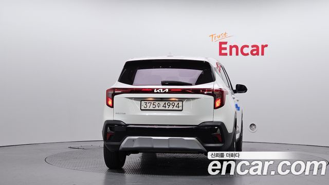 Kia Seltos из Кореи Encar