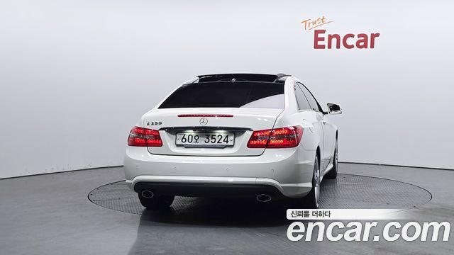 Mercedes-Benz E-Class из Кореи Encar