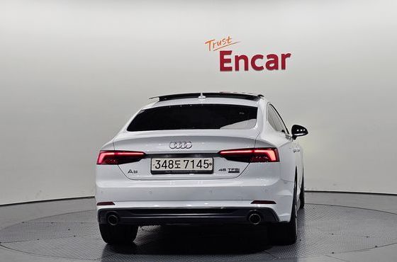 Audi A5 45 TFSI Quattro Premium Sportback — пробег 237 455 км — фото 4 из 5