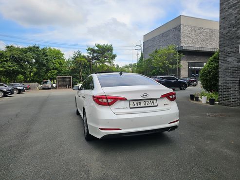 Hyundai Sonata 1.7 Diesel Smart Special — пробег 91 000 км — фото 4 из 5