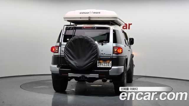 Toyota FJ Cruiser 4WD V6 — пробег 262 363 км — фото 4 из 5