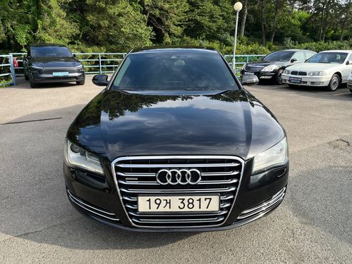 Audi A8 3.0 TFSI Quattro LWB D4 — пробег 178 633 км — фото 1 из 5