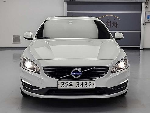 Volvo S60 D2 2nd — пробег 112 933 км — фото 2 из 5