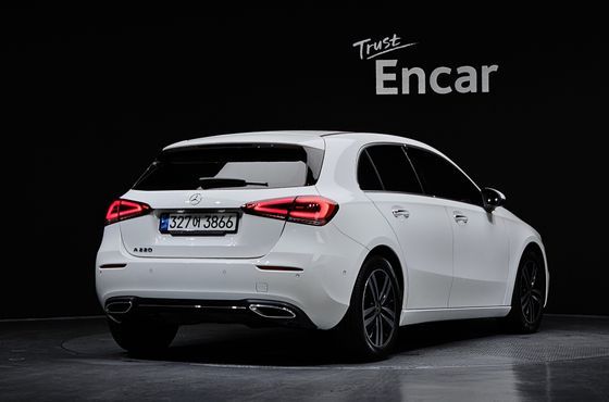 Mercedes-Benz A-Class A220 Hatchback — пробег 46 156 км — фото 2 из 5
