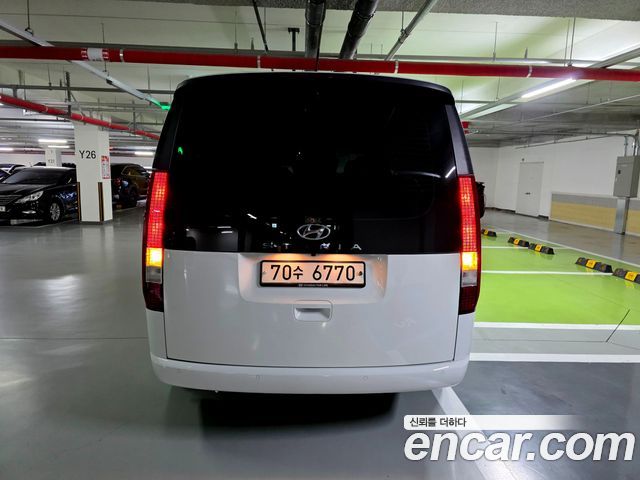 Hyundai Staria из Кореи Encar