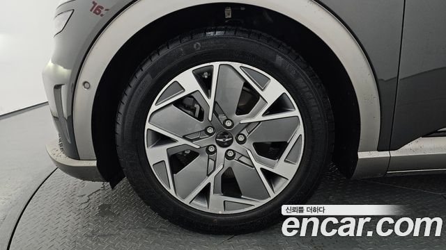 Genesis GV60 из Кореи Encar
