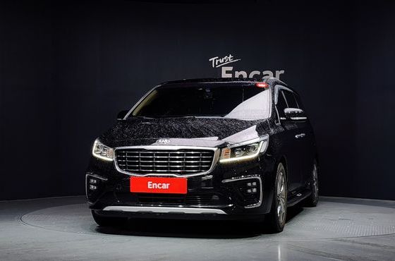 Kia Carnival 9-Seater Noblesse — пробег 110 743 км — фото 3 из 5