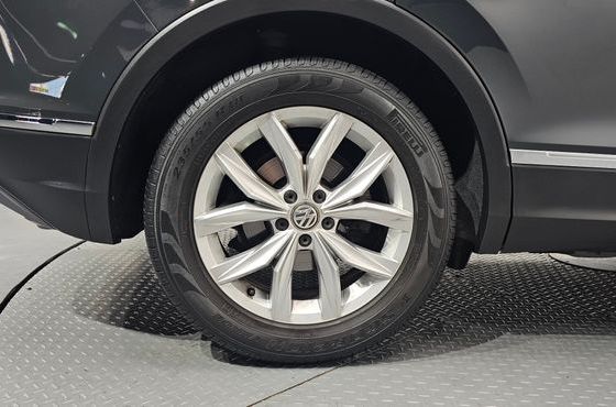 Volkswagen Tiguan 2.0 TDI Premium — пробег 92 127 км — фото 5 из 5