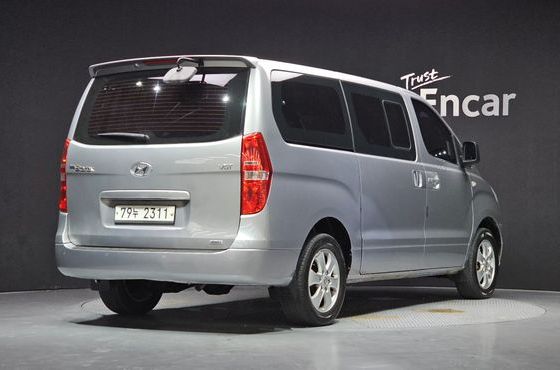 Hyundai Starex 4WD 11-Seater Wagon CVX premium — пробег 167 145 км — фото 2 из 5