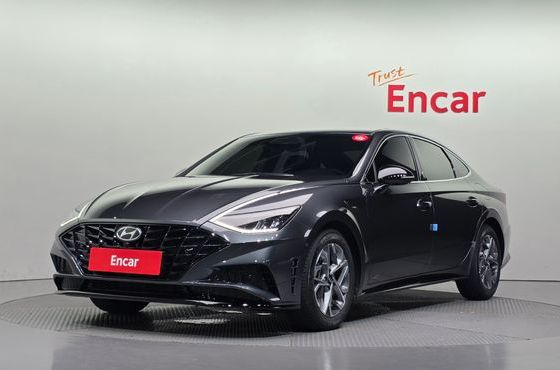 Hyundai Sonata 2.0 Premium Plus — пробег 17 090 км — фото 1 из 5