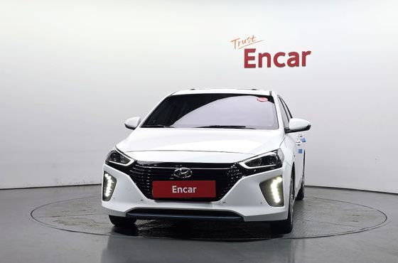 Hyundai Ioniq Q — пробег 167 767 км — фото 3 из 5