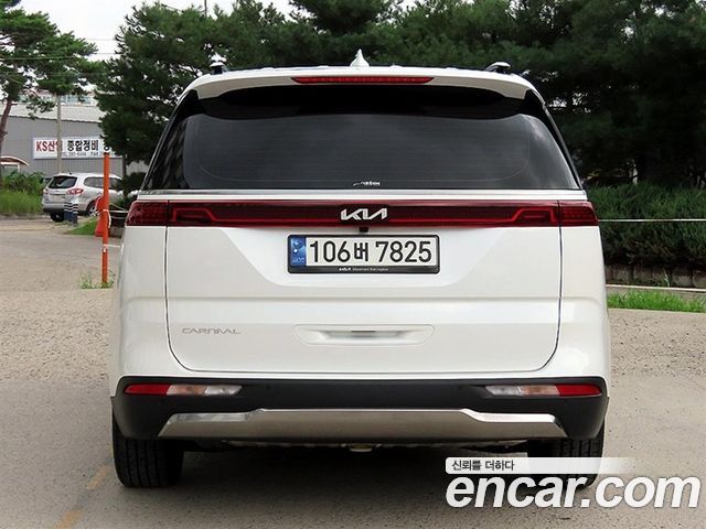 Kia Carnival 9-Seater Noblesse — пробег 32 278 км — фото 4 из 5