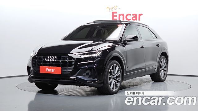 Audi Q8 55 TFSI Quattro Premium — пробег 120 903 км — фото 1 из 5