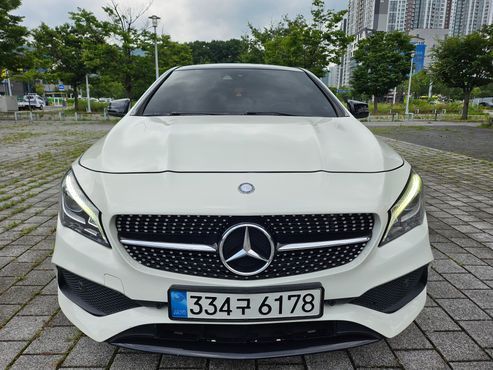 Mercedes-Benz CLA-Class CLA250 4MATIC AMG Line — пробег 73 370 км — фото 1 из 5