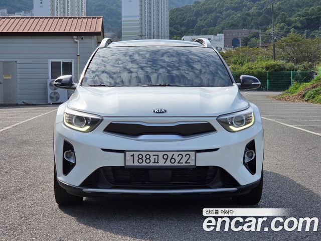 Kia Stonic 1.4 Prestige — пробег 54 998 км — фото 3 из 5