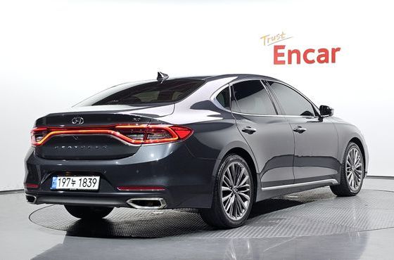 Hyundai Grandeur 3.0 LPi Dsabled Person Exclusive Special — пробег 146 750 км — фото 2 из 5
