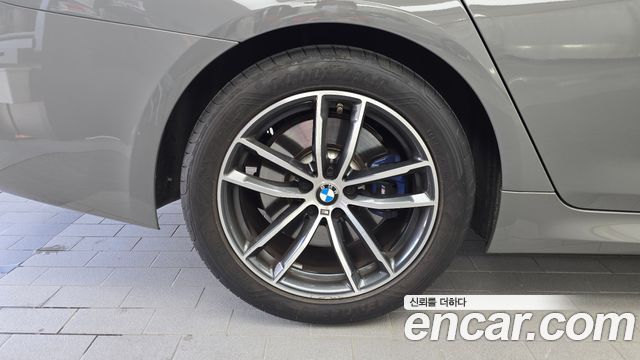 BMW 5-Series 520i M Sport — пробег 33 386 км — фото 5 из 5