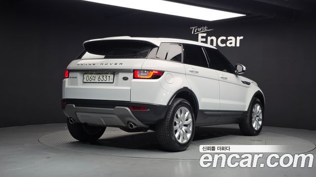 Land Rover Range Rover Evoque 2.0 TD4 SE — пробег 120 975 км — фото 2 из 5