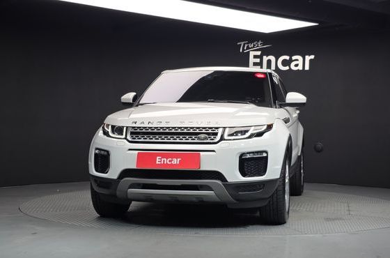 Land Rover Range Rover Evoque 2.0 TD4 SE — пробег 120 975 км — фото 3 из 5
