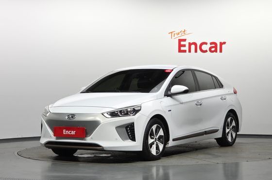 Hyundai Ioniq Q — пробег 124 136 км — фото 1 из 5