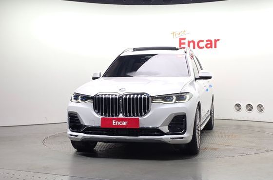 BMW X7 xDrive 40d Design Pure Excellence 7-Seater — пробег 51 078 км — фото 3 из 5