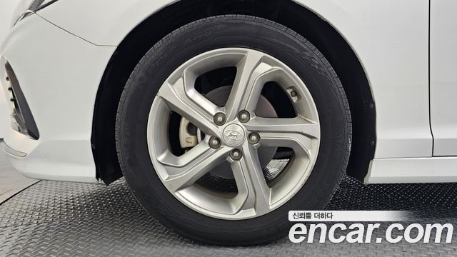 Hyundai Sonata 2.0 Smart — пробег 31 189 км — фото 5 из 5