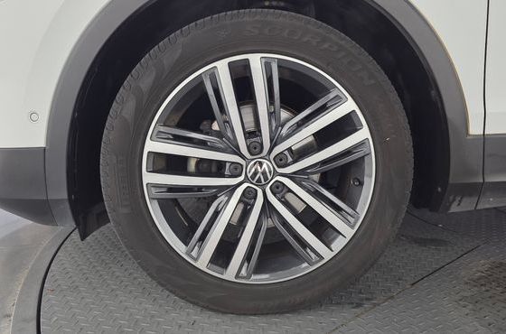 Volkswagen Tiguan 2.0 TDI Prestige — пробег 106 514 км — фото 5 из 5