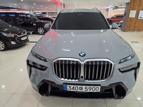 BMW X7 xDrive 40i M Sport 6STR — пробег 23 476 км — фото 3 из 5