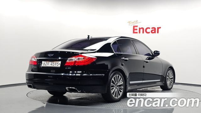 Hyundai Genesis из Кореи Encar