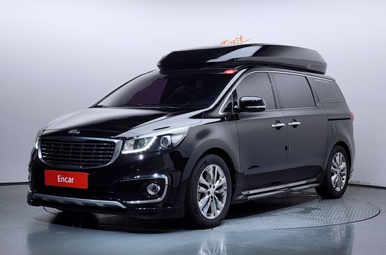Kia Carnival 9-seater Hi-Limousine Prestige — пробег 99 901 км — фото 1 из 5