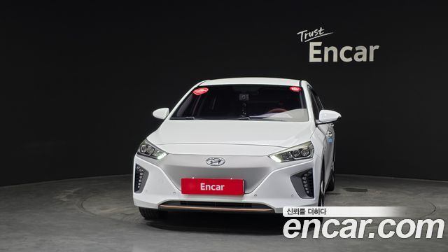 Hyundai Ioniq Q — пробег 122 488 км — фото 3 из 5