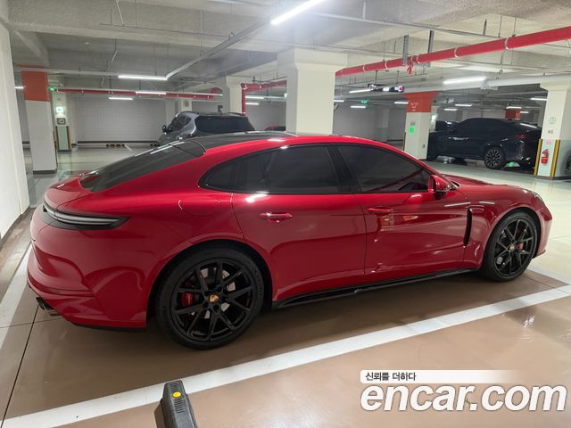 Porsche Panamera 4.0 GTS — пробег 11 200 км — фото 2 из 5