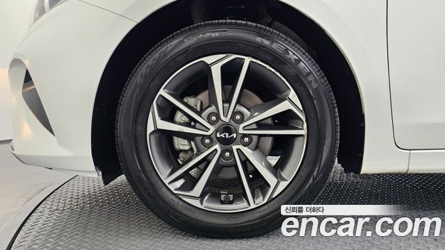 Kia K3 из Кореи Encar