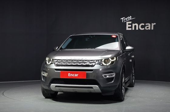 Land Rover Discovery Sport 2.0 TD4 HSE Luxury — пробег 88 986 км — фото 3 из 5