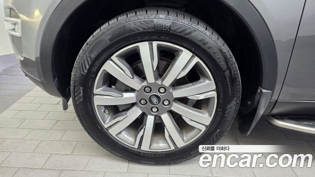 Land Rover Discovery Sport 2.0 TD4 HSE Luxury — пробег 88 986 км — фото 5 из 5